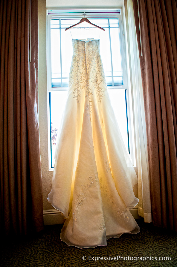 brides dress, Hilton Scotts Valley